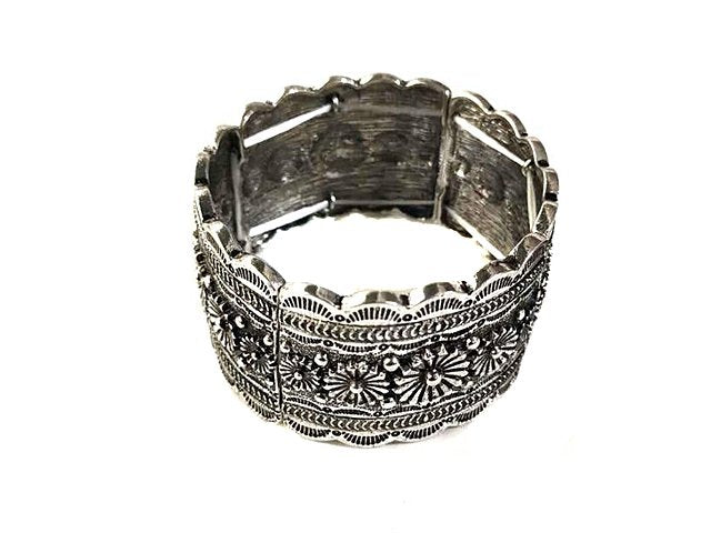 Western Flower Concho Pattern Metal Stretch Bracelet