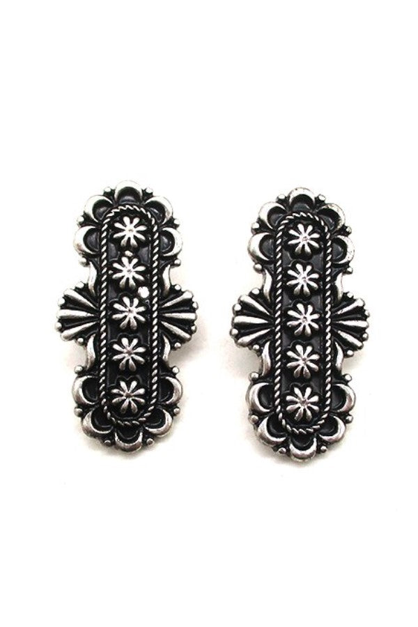 WESTERN OVAL CONCHO EARRINGS