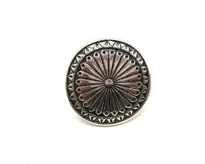 WESTERN ROUND CONCHO METAL CUFF RING